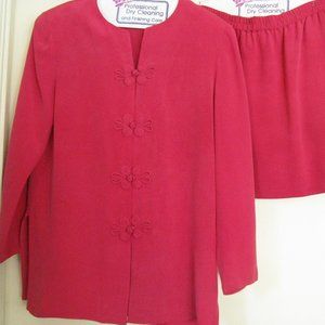 Smashing Rasberry Silk Outfit ~~ 1980's Size 8 Raspberry Silk Tunic Top +Skirt